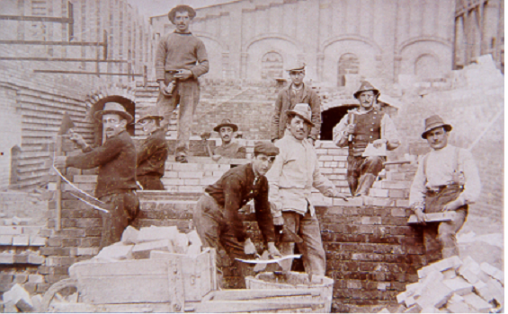 1913. Muratori di Collina a Neumarkt (Germania) 1913. Muratori di Collina a Neumarkt (Germania)
